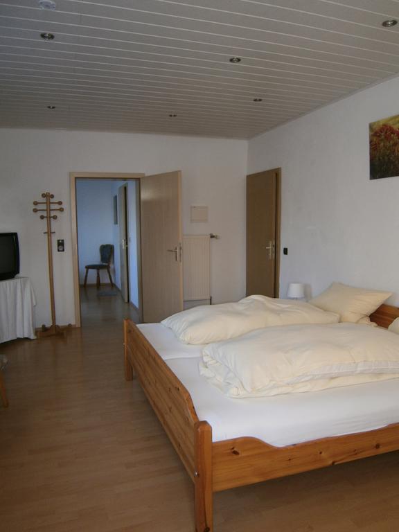 Hotel Strauss Waldbronn Pokój zdjęcie