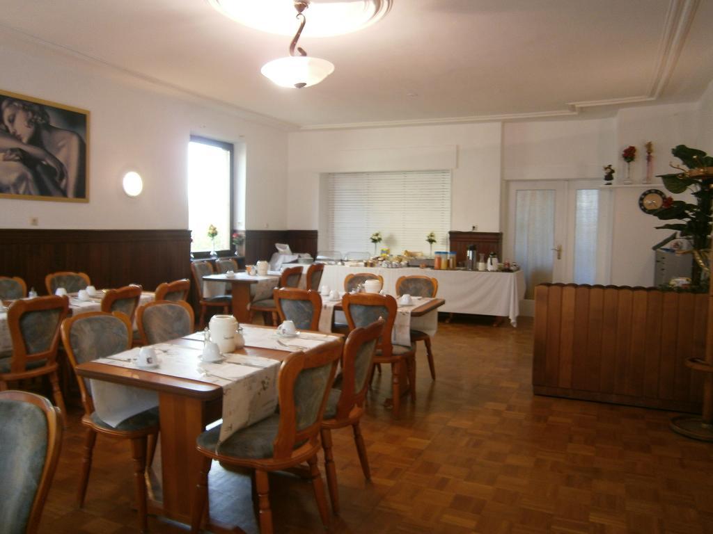 Hotel Strauss Waldbronn Zewnętrze zdjęcie