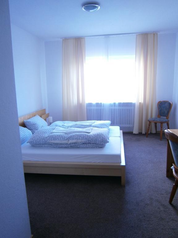 Hotel Strauss Waldbronn Pokój zdjęcie