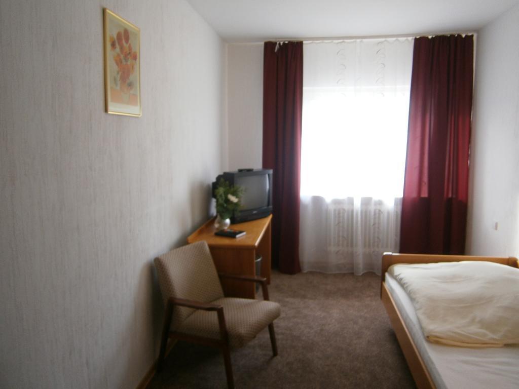 Hotel Strauss Waldbronn Pokój zdjęcie
